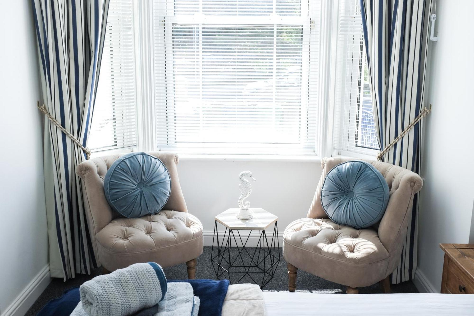 *newly Refurbished *central Appartement
