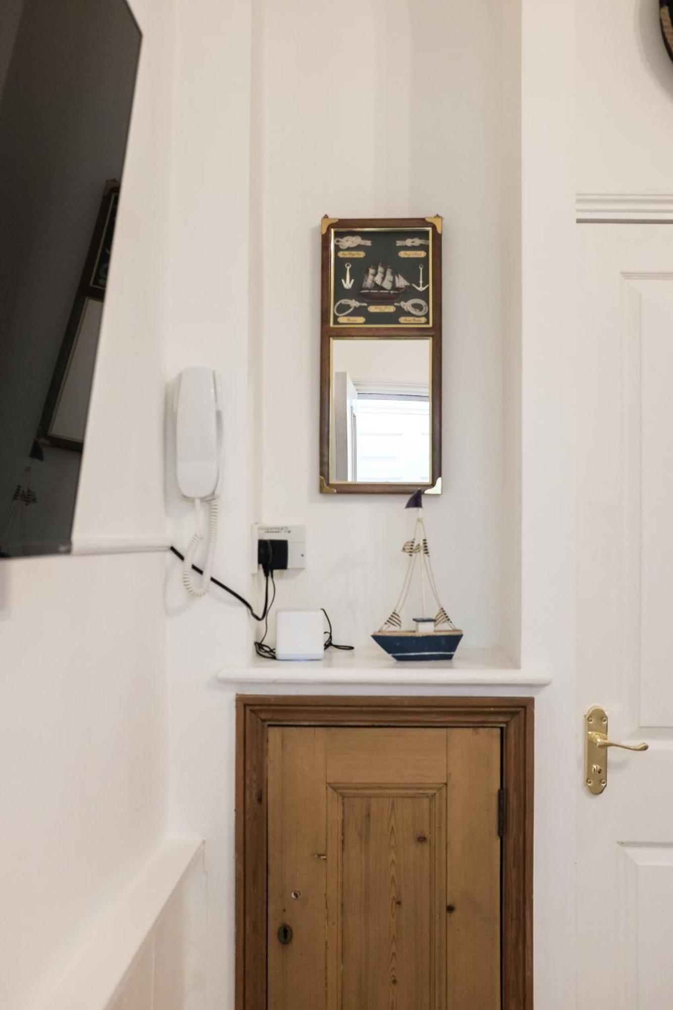 Appartement *newly Refurbished *central